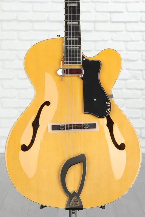 Guild Newark Street A Savoy Hollowbody Electric Guitar Blonde