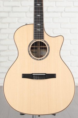Photo of Taylor 814ce-N - Natural Sitka Spruce