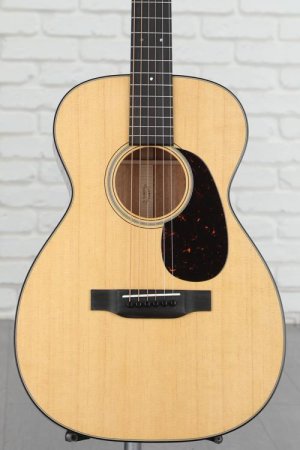 Photo of Martin 0-18 Acoustic Guitar - Natural