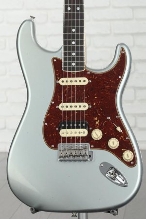 Photo of Fender Custom Shop Limited Edition '67 HSS Stratocaster Journeyman Relic - Faded Aged Blue Ice Metallic