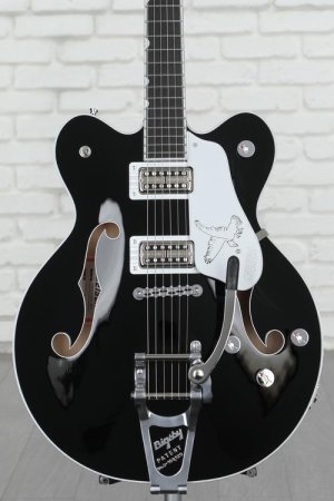Photo of Gretsch G6636T Player's Edition Silver Falcon Center Block Double-Cut Semi-hollow Electric Guitar - Black