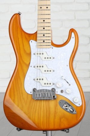 Photo of G&L Fullerton Deluxe Comanche Electric Guitar - Honeyburst