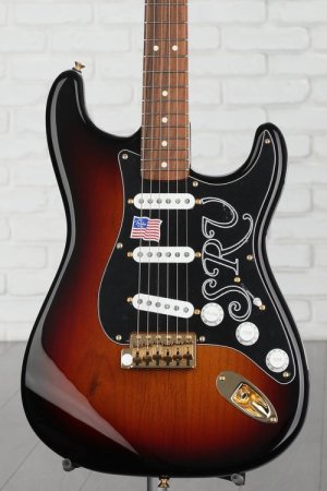 Photo of Fender Stevie Ray Vaughan Stratocaster - 3-Tone Sunburst