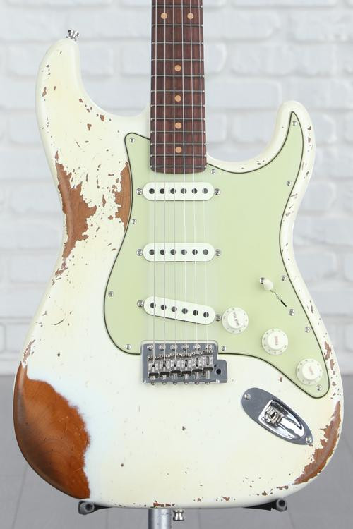 Fender Custom Shop GT11 Heavy Relic Stratocaster - Olympic White ...