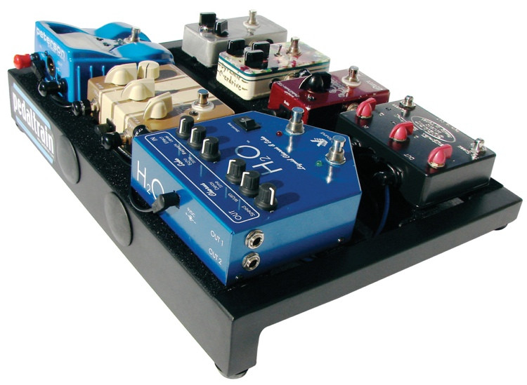 Pedaltrain PTJRHC 17" Pedalboard with ATA Hard Case Sweetwater