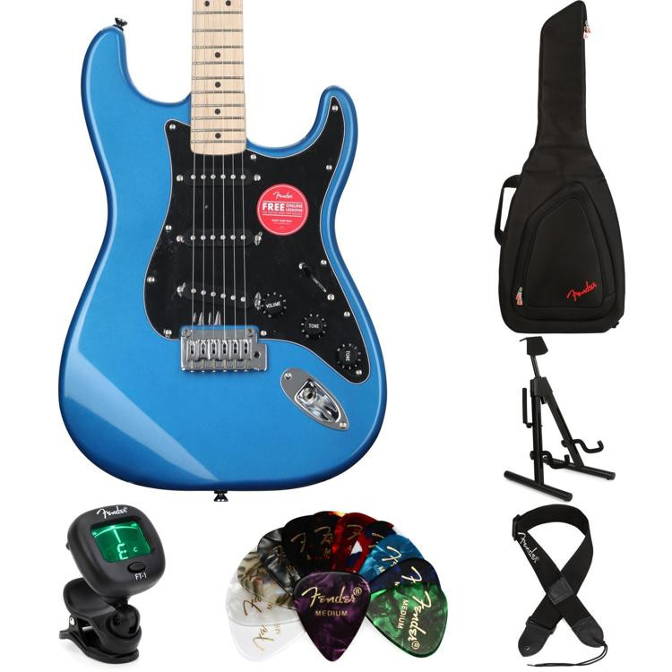 Squier Affinity Stratocaster Essentials Bundle Lake Placid Blue with