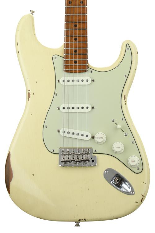 芬达自定义商店GT11文物Stratocaster -复古白色-甜水独家图像1188金宝搏官网是多少