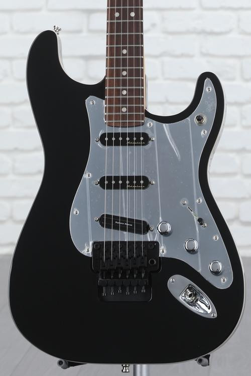 Fender Tom Morello Stratocaster - Black | Sweetwater