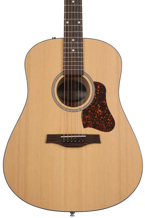 Seagull Guitars S6 Cedar Original, Acoustic Guitar Natural Sweetwater