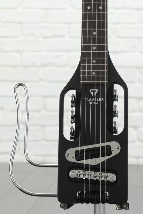 Traveler Guitar UltraLight Lefthanded Black with Rosewood