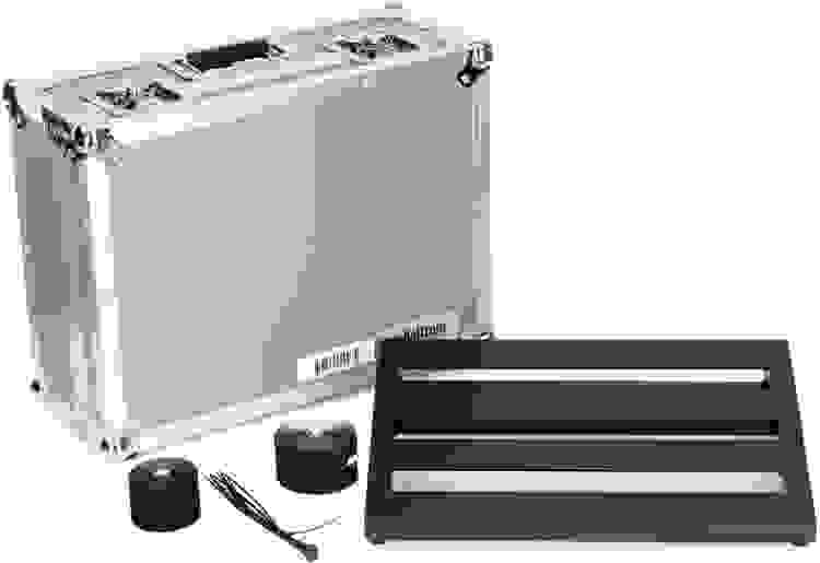 Pedaltrain Classic Jr TC 18x12.5-inch Pedalboard with Tour Case