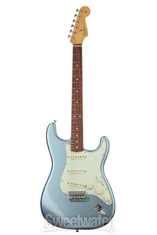 Fender Vintera '60s Stratocaster - Ice Blue Metallic