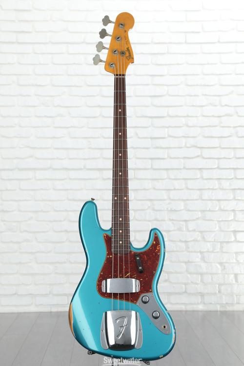Limited-edition '60 Jazz Bass Relic - Aged Ocean Turquoise
