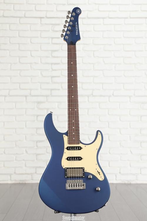 Yamaha PAC612VIIX Pacifica Electric Guitar - Matte Silk Blue