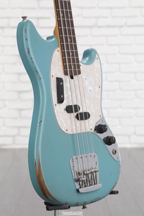 Fender JMJ Road Worn Mustang Bass - Faded Daphne Blue