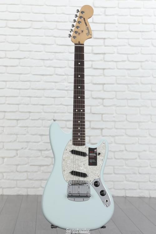 Fender American Performer Mustang - Satin Sonic Blue with Rosewood  Fingerboard