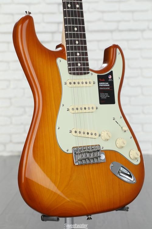 Fender American Performer Stratocaster (Rosewood/Honey burst)