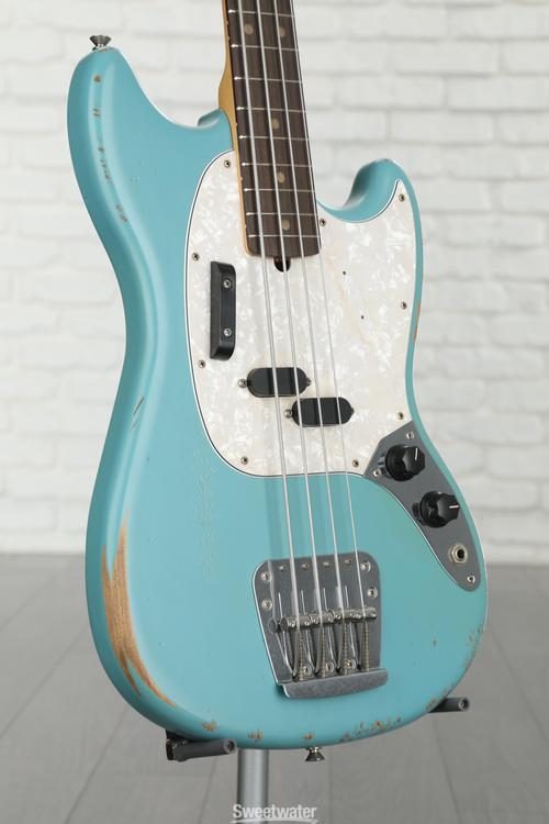 Fender JMJ Road Worn Mustang Bass - Faded Daphne Blue