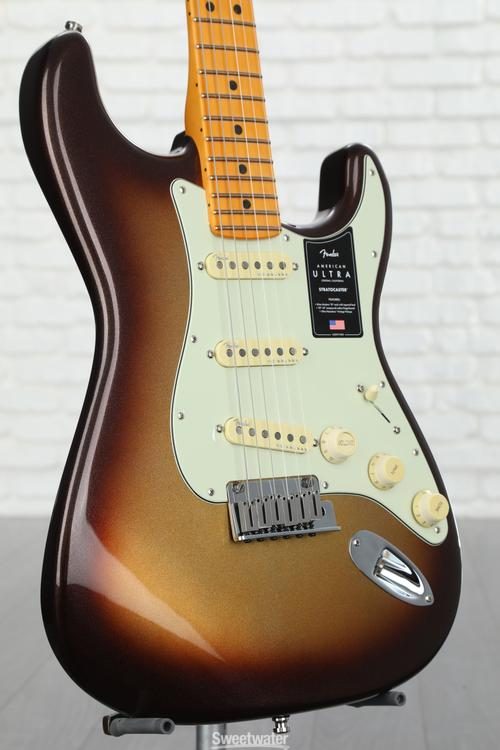 Fender American Ultra Stratocaster - Mocha Burst with Maple Fingerboard