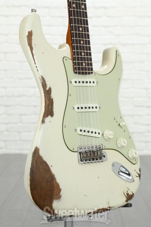 Fender Custom Shop GT11 Heavy Relic Stratocaster - Olympic White -  Sweetwater Exclusive