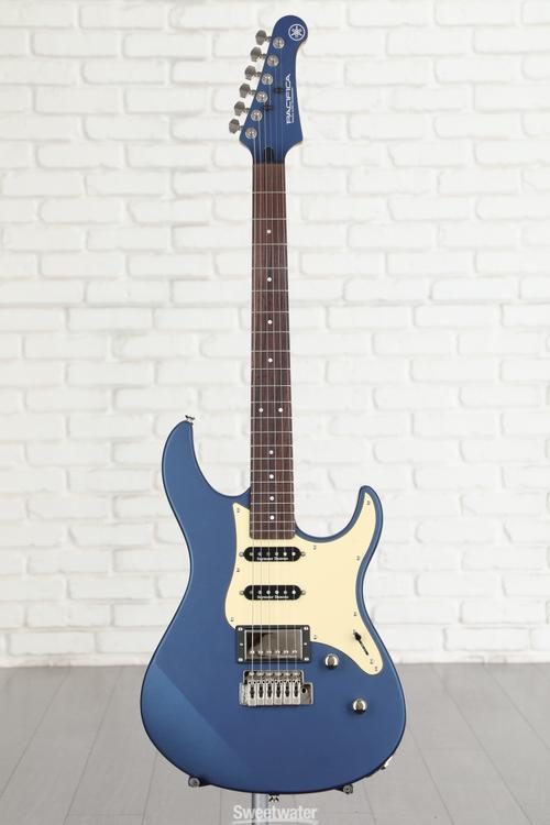 Yamaha PAC612VIIX Pacifica Electric Guitar - Matte Silk Blue - Sweetwater  Exclusive