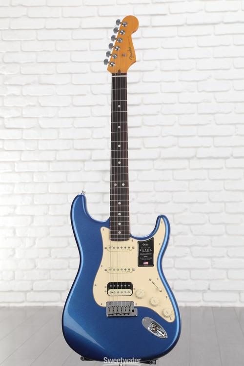 Fender American Ultra Stratocaster HSS - Cobra Blue with Rosewood