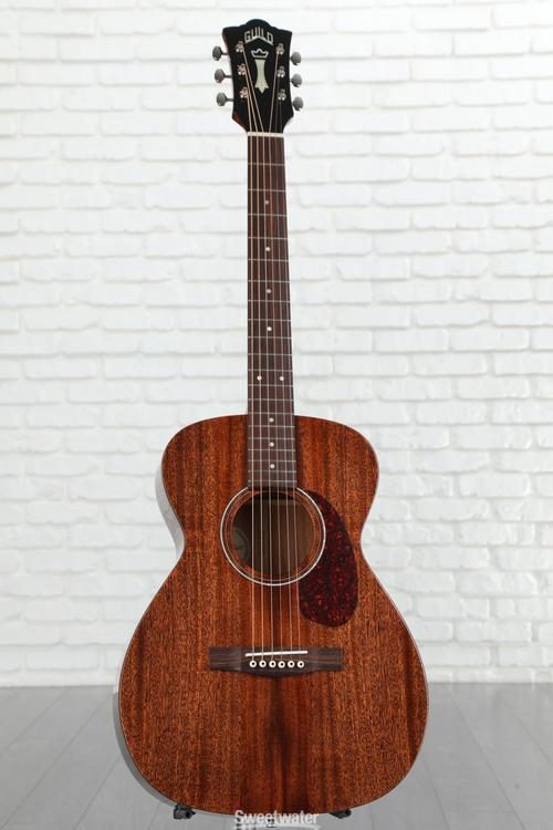 Guild Guitars M-120 Acoustic Guitar， in Natural， All Solid Woods