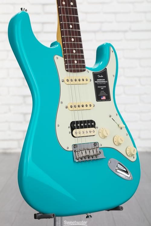 Fender American Professional II Stratocaster HSS - Miami Blue with Rosewood  Fingerboard
