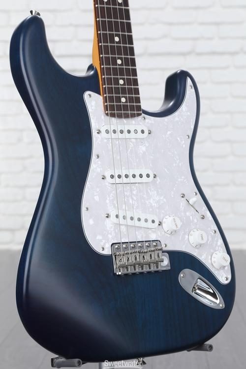 Fender stratocaster deals sapphire blue