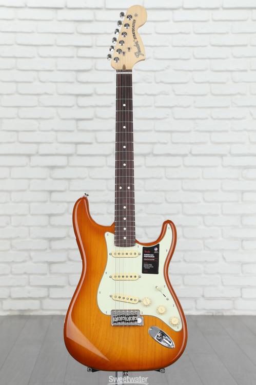 Fender American Performer Stratocaster - Honeyburst with Rosewood  Fingerboard