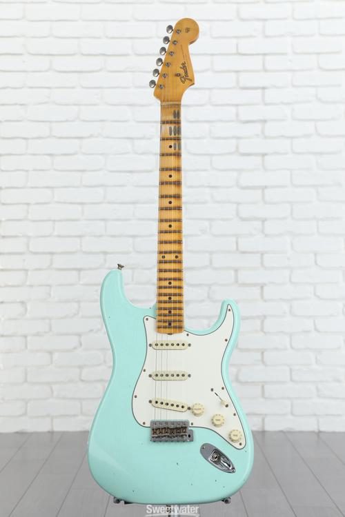 Fender Custom Shop Postmodern Stratocaster Journeyman - 3-Color Sunburst -  Eddie's Guitars