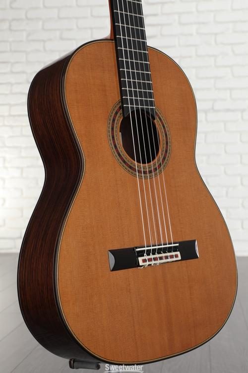 Córdoba Folding Wood Footstool - Cordoba Guitars