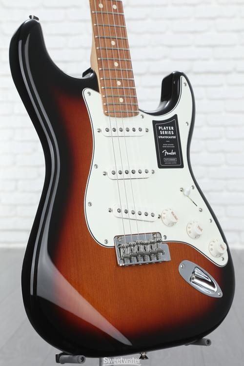 Fender Player Stratocaster - 3-Tone Sunburst with Pau Ferro