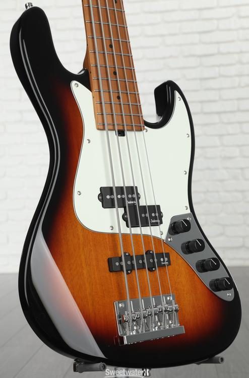 Pj bass deals 5 string