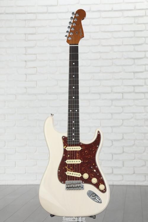 Fender Custom Shop American Custom Stratocaster Electric Guitar - Aged  White Blonde