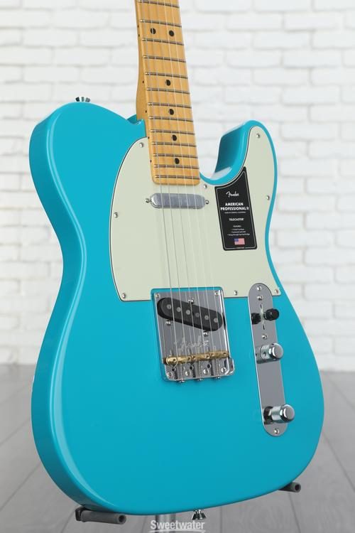 Fender American Professional II Telecaster - Miami Blue with Maple  Fingerboard