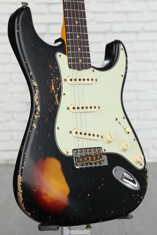 Fender Custom Shop 1960 Stratocaster Heavy Relic Electric Guitar - Aged  Black over 3-color Sunburst | Sweetwater