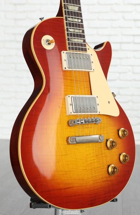 Gibson Custom 1959 Les Paul Standard Reissue Electric Guitar - Murphy Lab  Ultra Light Aged Sunrise Teaburst
