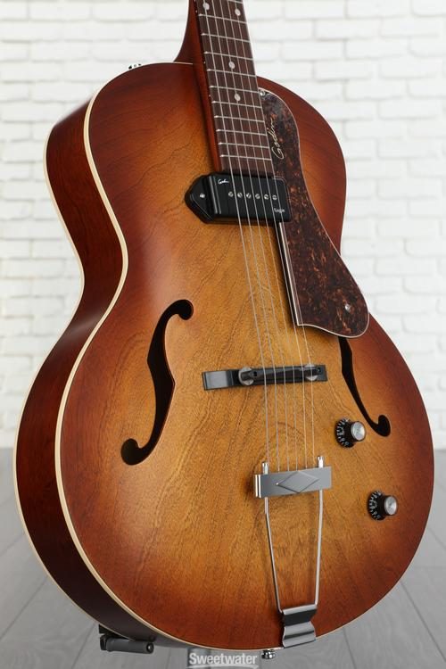 Godin 5th Avenue Kingpin Hollowbody Electric Guitar - Cognac Burst