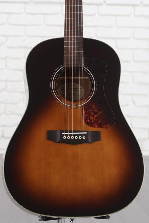 Guild DS-240 Memoir Acoustic Guitar - Vintage Sunburst Reviews