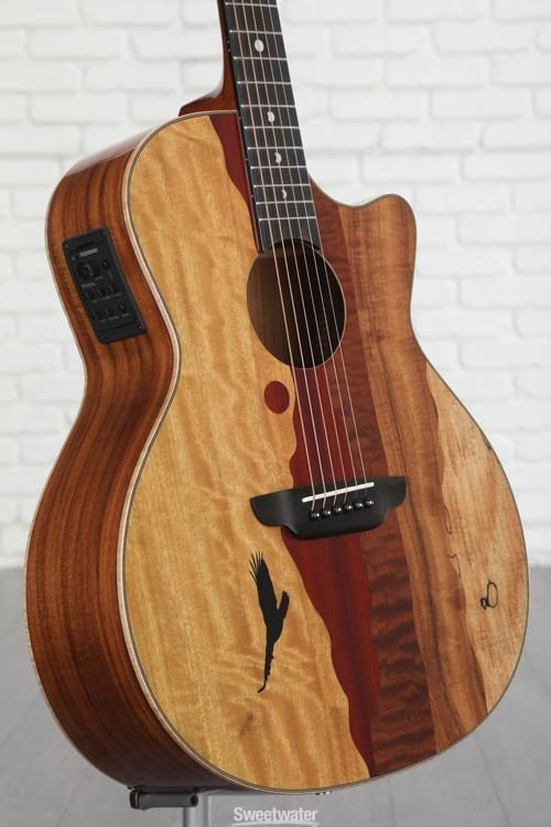 Luna vista on sale mustang guitar