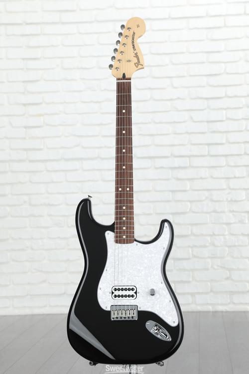 ギター FENDER STRATOCASTER tom delonge Fender Tom DeLonge Stratocaster Electric Guitar - Daphne Blue