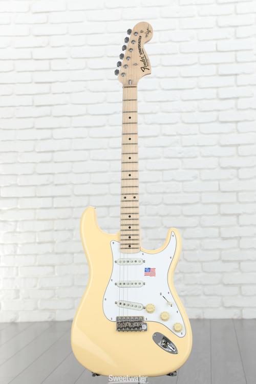 Fender Yngwie Malmsteen Stratocaster Electric Guitar - Vintage White with  Maple Fingerboard