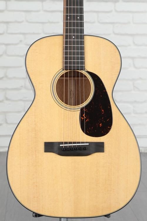 Martin 0-18 Acoustic Guitar - Natural | Sweetwater