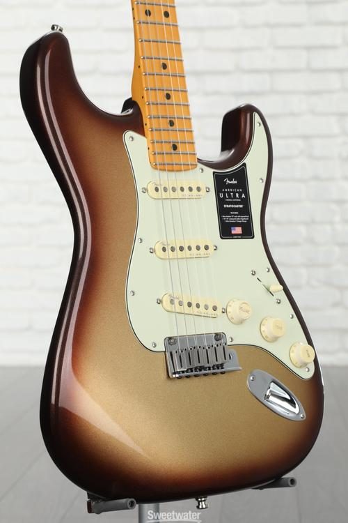 Fender American Ultra Stratocaster - Mocha Burst with Maple Fingerboard