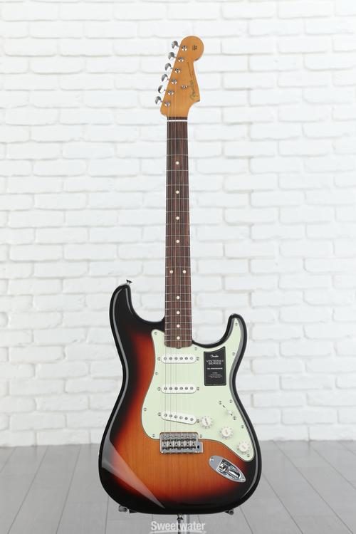 Vintera II '60s Stratocaster Electric Guitar - 3-color Sunburst