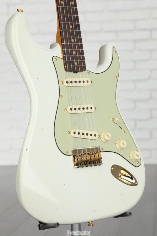 Limited-edition '59 Hardtail Stratocaster Journeyman Relic - Aged