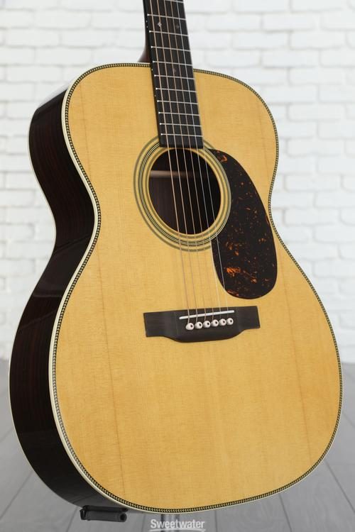 Martin 000-28 Acoustic Guitar - Natural Reviews | Sweetwater