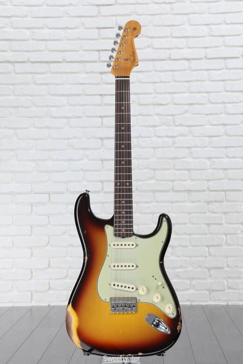 Fender Custom Shop Limited-edition '59 Hardtail Stratocaster Relic Electric  Guitar - Chocolate 3-color Sunburst