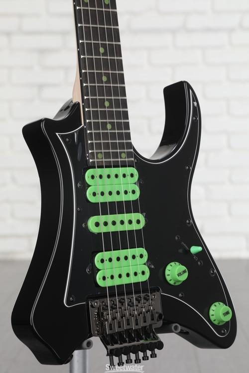 Traveler Guitar Vaibrant 88 Deluxe - Cosmic Black | Sweetwater